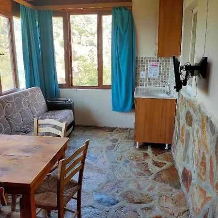 Selenes Pensionat Kapikiri