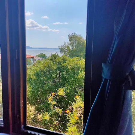 Guest house Selenes