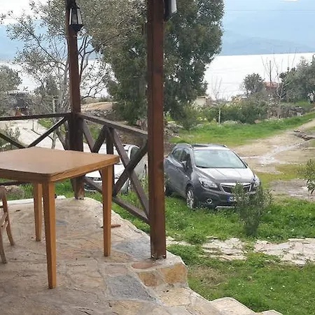 Selenes Guest house 3*
